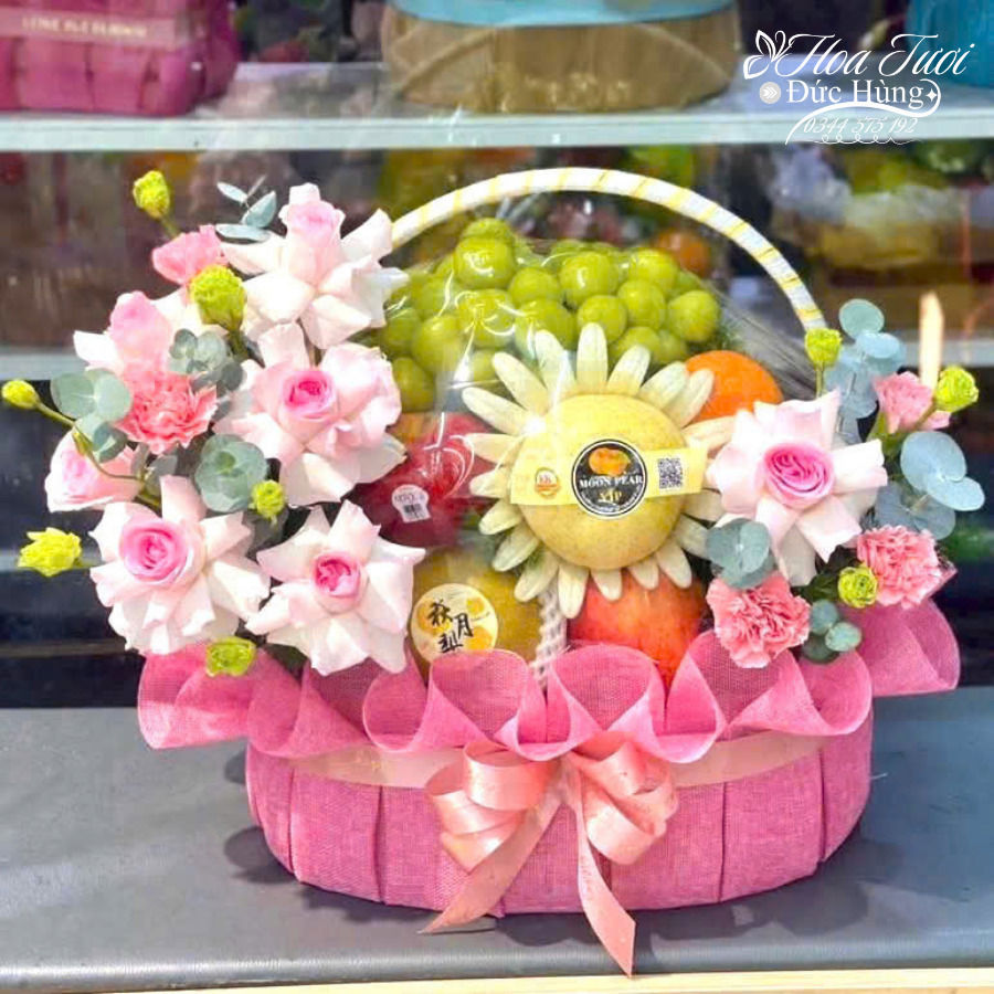 Giỏ Trái Cây Kèm Hoa Tươi